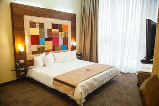 Отель Landmark Hotel Baku Баку Двухместный номер Делюкс с 1 кроватью и видом на город-1