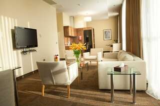 Отель Landmark Hotel Baku Баку Апартаменты-1